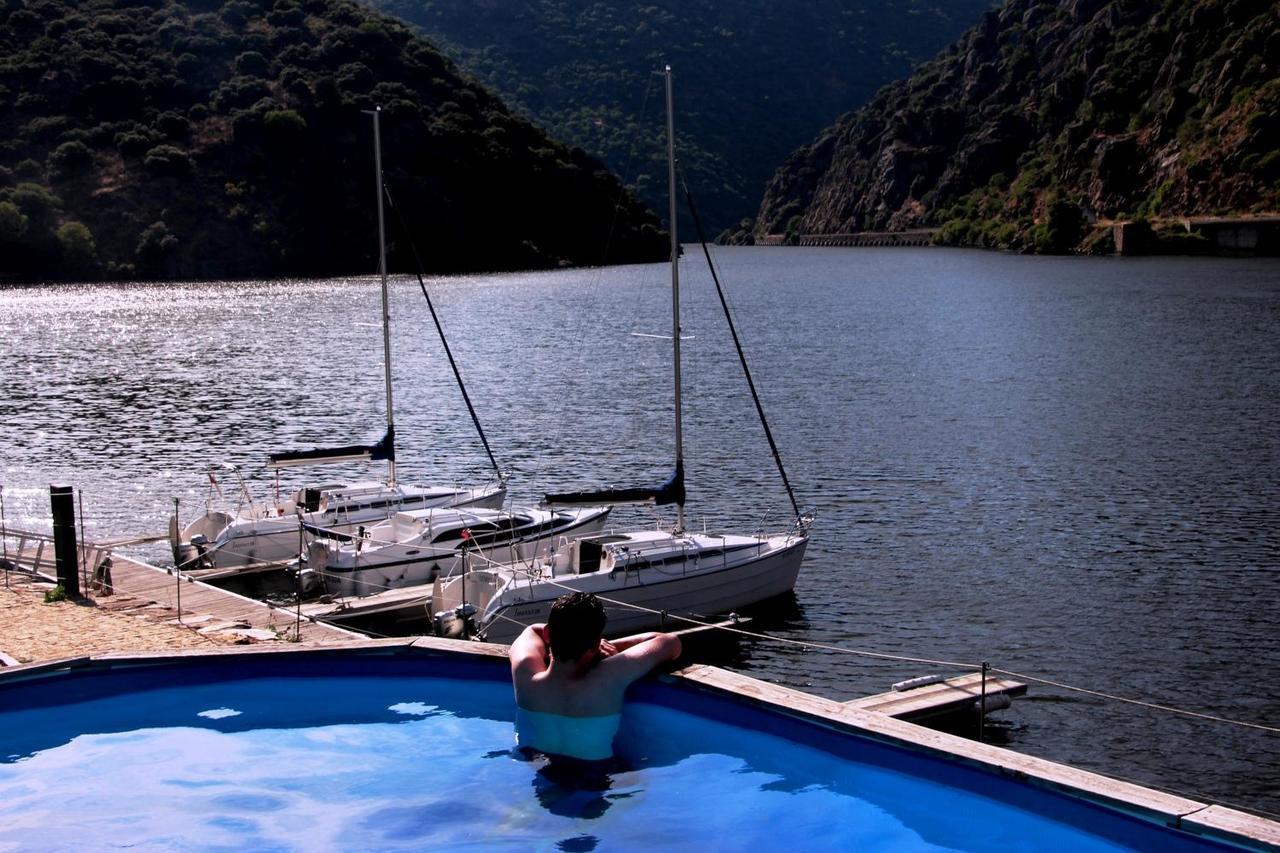 Douro Yacht Charter & Bungalows São João da Pesqueira Exterior foto